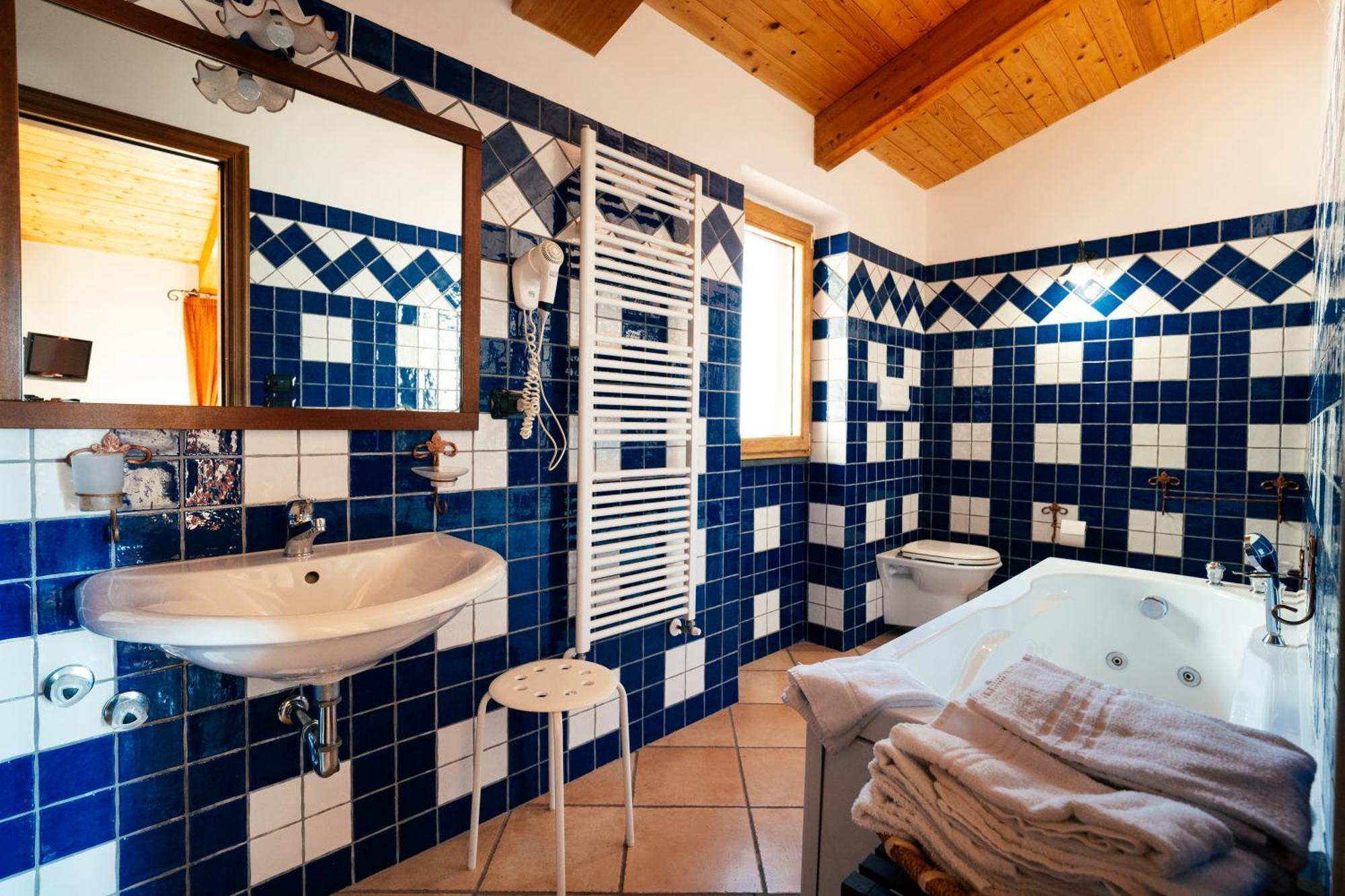 Villa Al Rifugio 카바드티레니 외부 사진